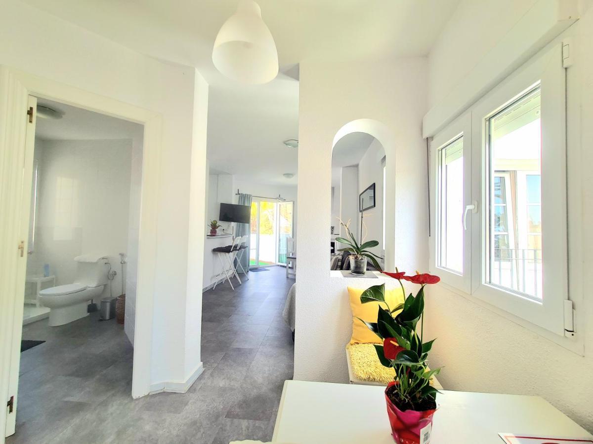 Apartamento Con Vistas Al Campo De Golf Y Piscina Apartment Fuengirola Luaran gambar