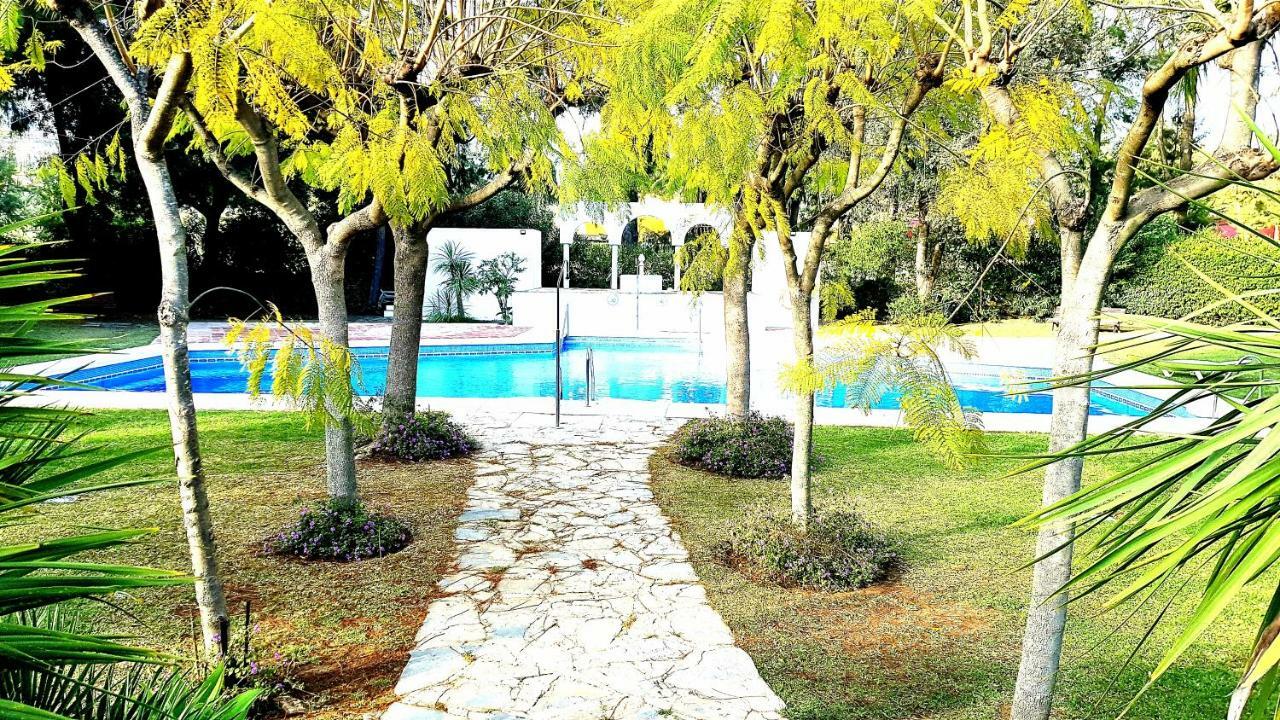 Apartamento Con Vistas Al Campo De Golf Y Piscina Apartment Fuengirola Luaran gambar
